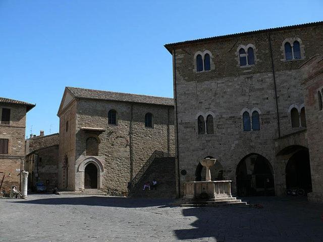 Agriturismo La Fonte Bevagna Luaran gambar